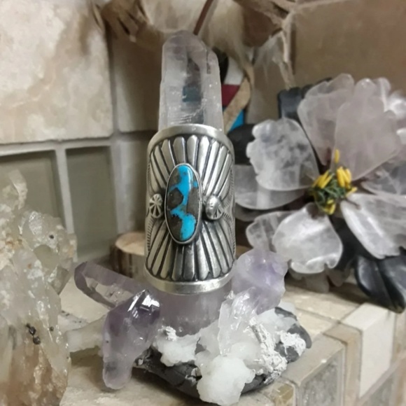 🚫SOLD🚫Vtg Sterling Navajo Turquoise Ring - Picture 2 of 8